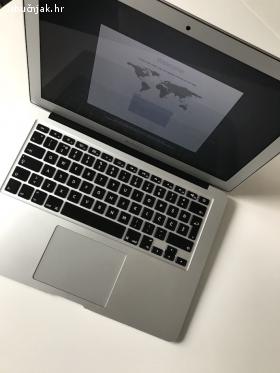 Apple MacBook Air 13" 128 GB (2017)