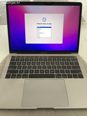 MacBook Pro 13" 2019 2.4 Intel Core i5 8gb 250gb