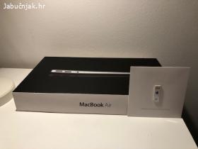 MacBook Air (11-inch, Late 2010)